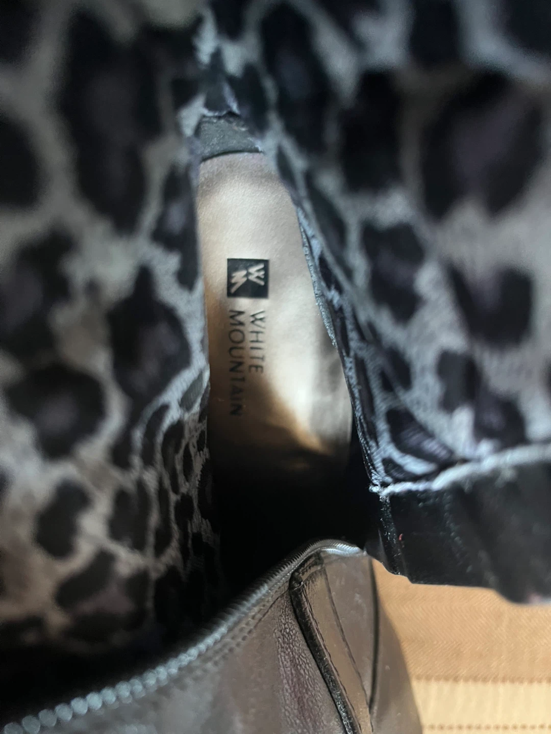 White Mountain Black Boots - Size 9 - photo 3