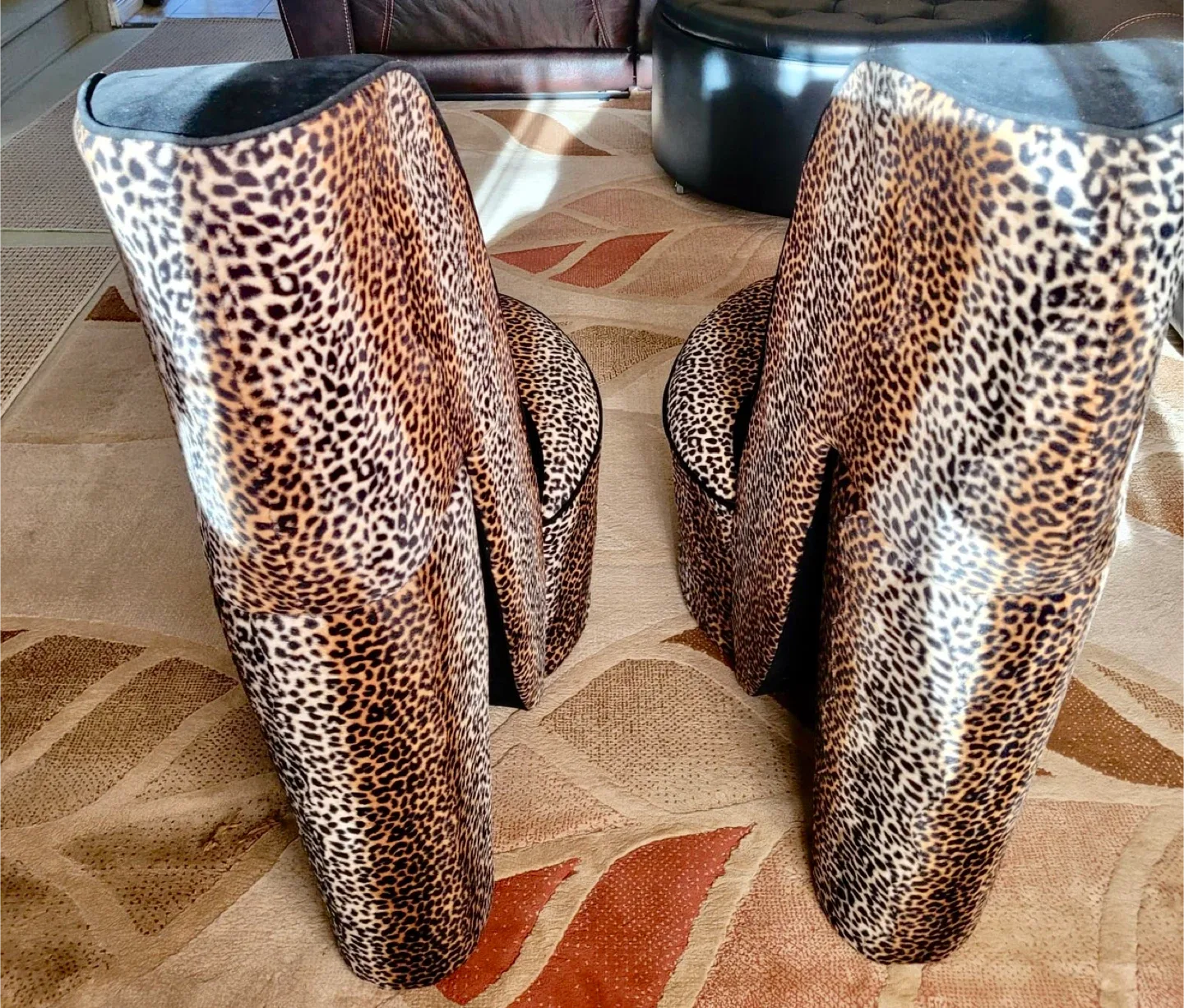 Leopard Print High Heel Accent Chairs image indicator(2)