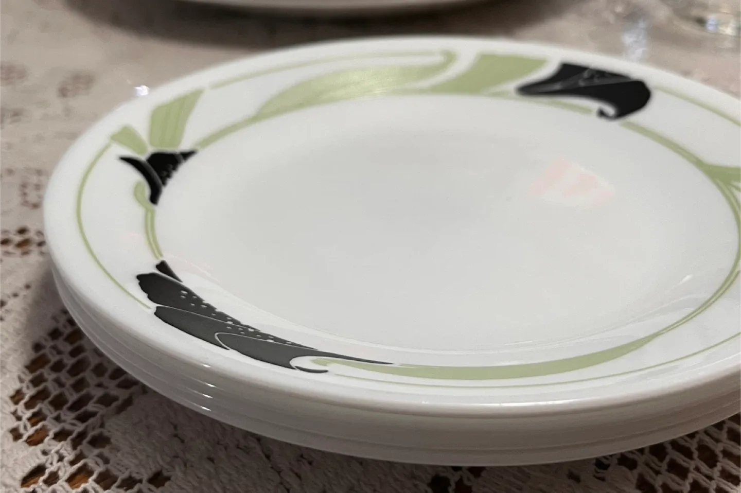 Corelle Lily Pond Dinnerware Set image indicator(3)