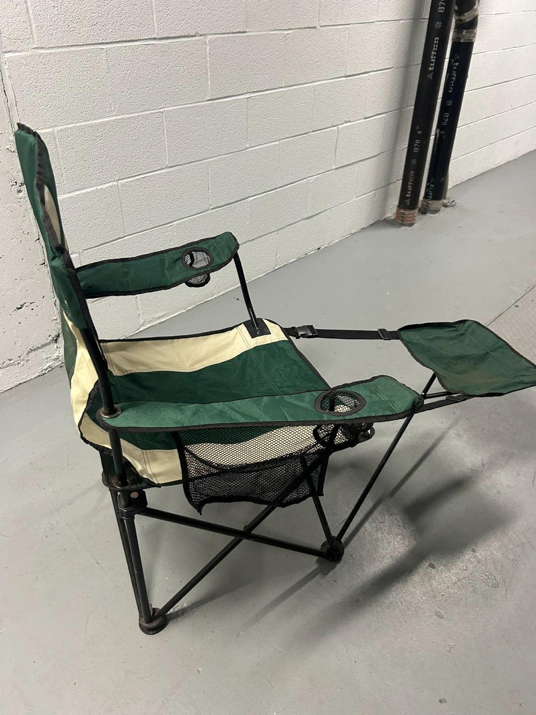 🥕Green Folding Camping Chair with Footrest - photo 2