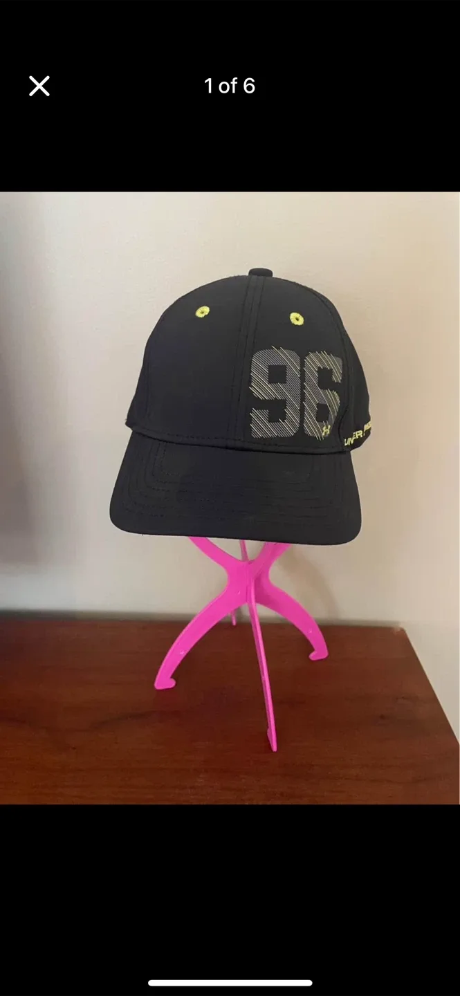 Under Armour Cap thumbnail