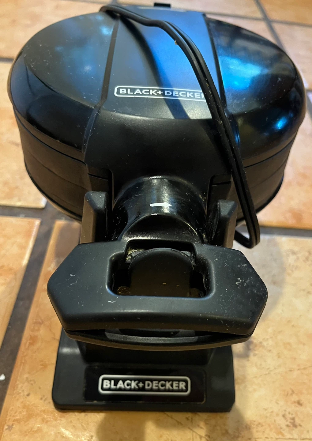 Black+Decker Waffle Maker - photo 2