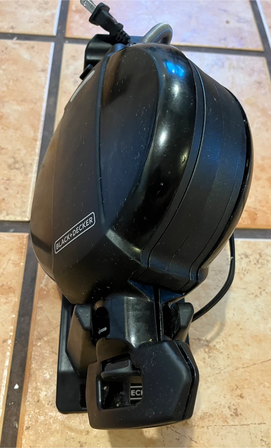 Black+Decker Waffle Maker - photo 3