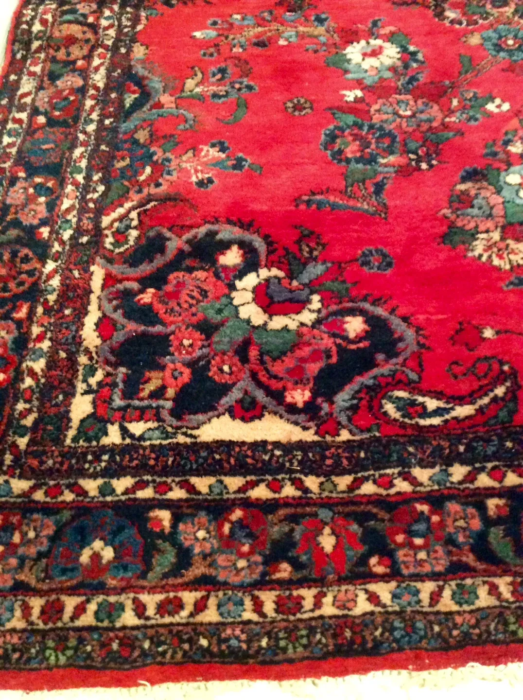 ⭐️Antique Lilian large rug w/ ruby red bold floral design⭐️ image indicator(6)