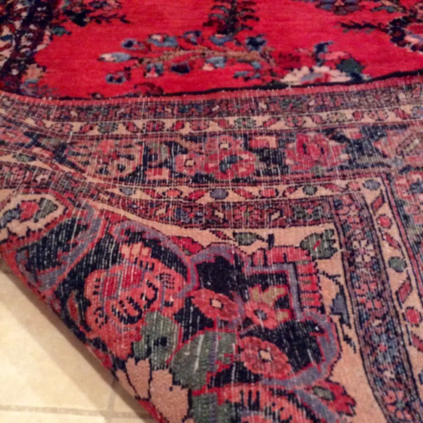 ⭐️Antique Lilian large rug w/ ruby red bold floral design⭐️ image indicator(8)