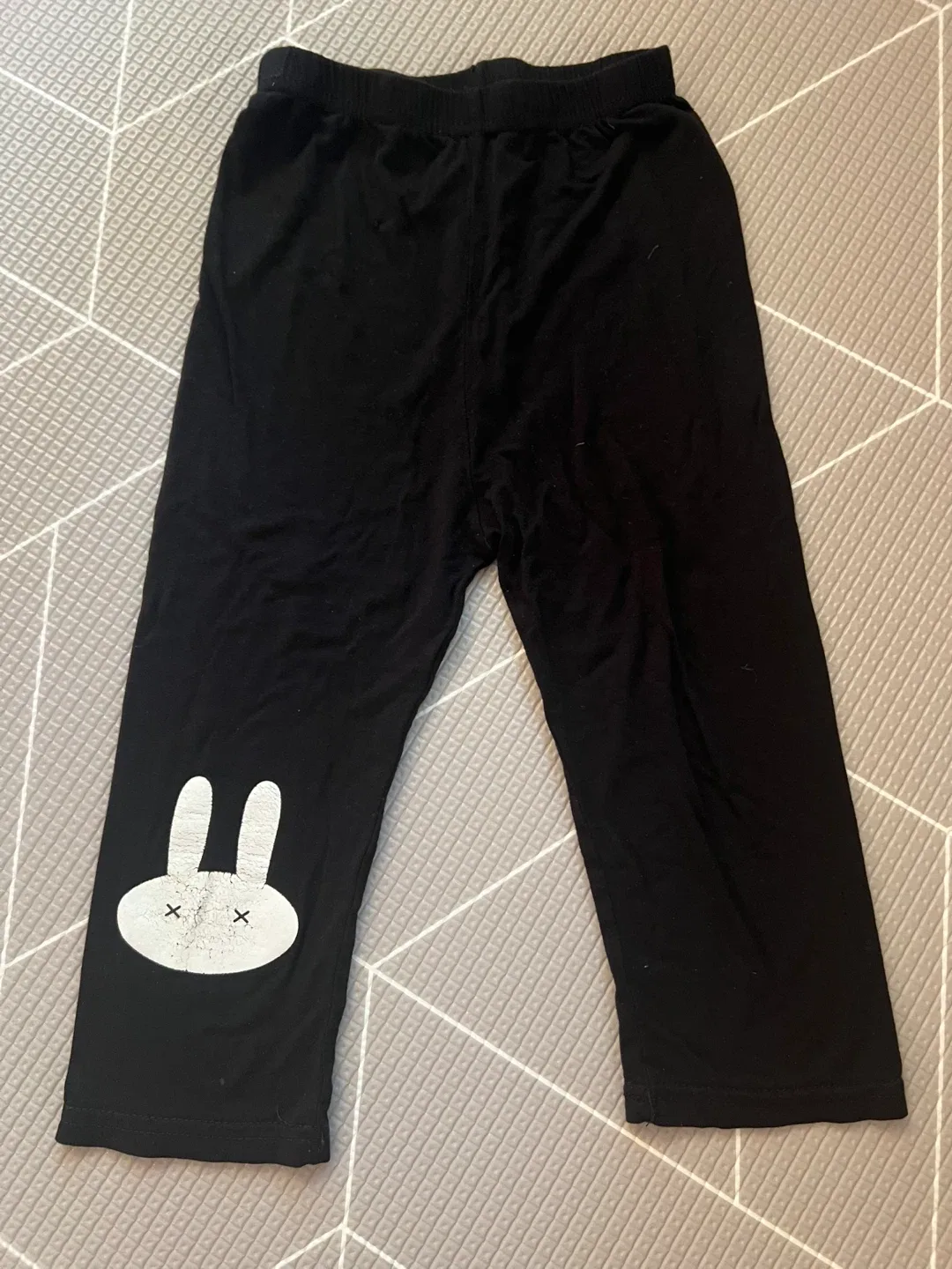 Black Kids Pants Size 130 thumbnail