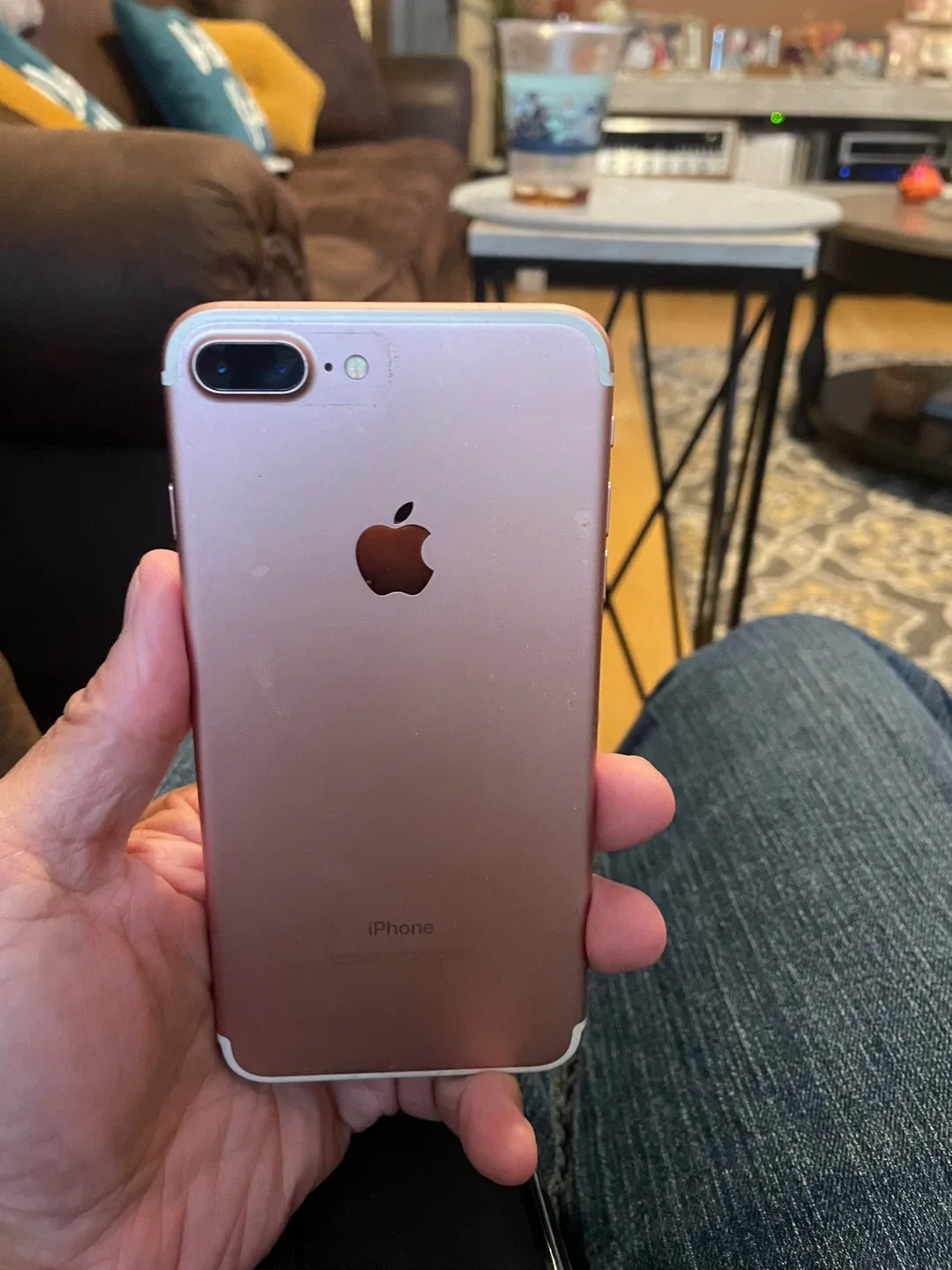 iPhone 7 Plus Factory unlocked image indicator(2)