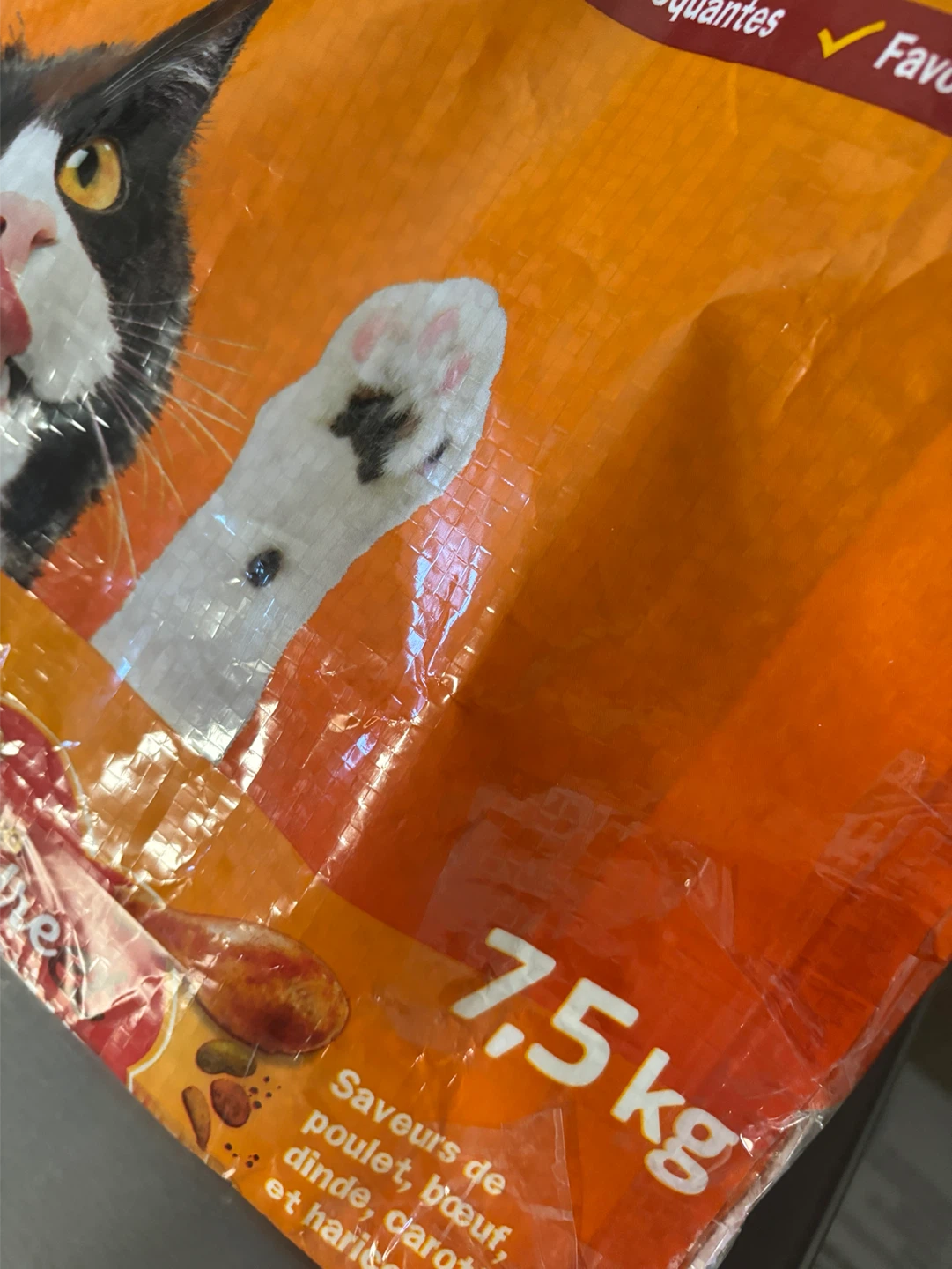 Friskies  7.5kg cat food - full bag - photo 3
