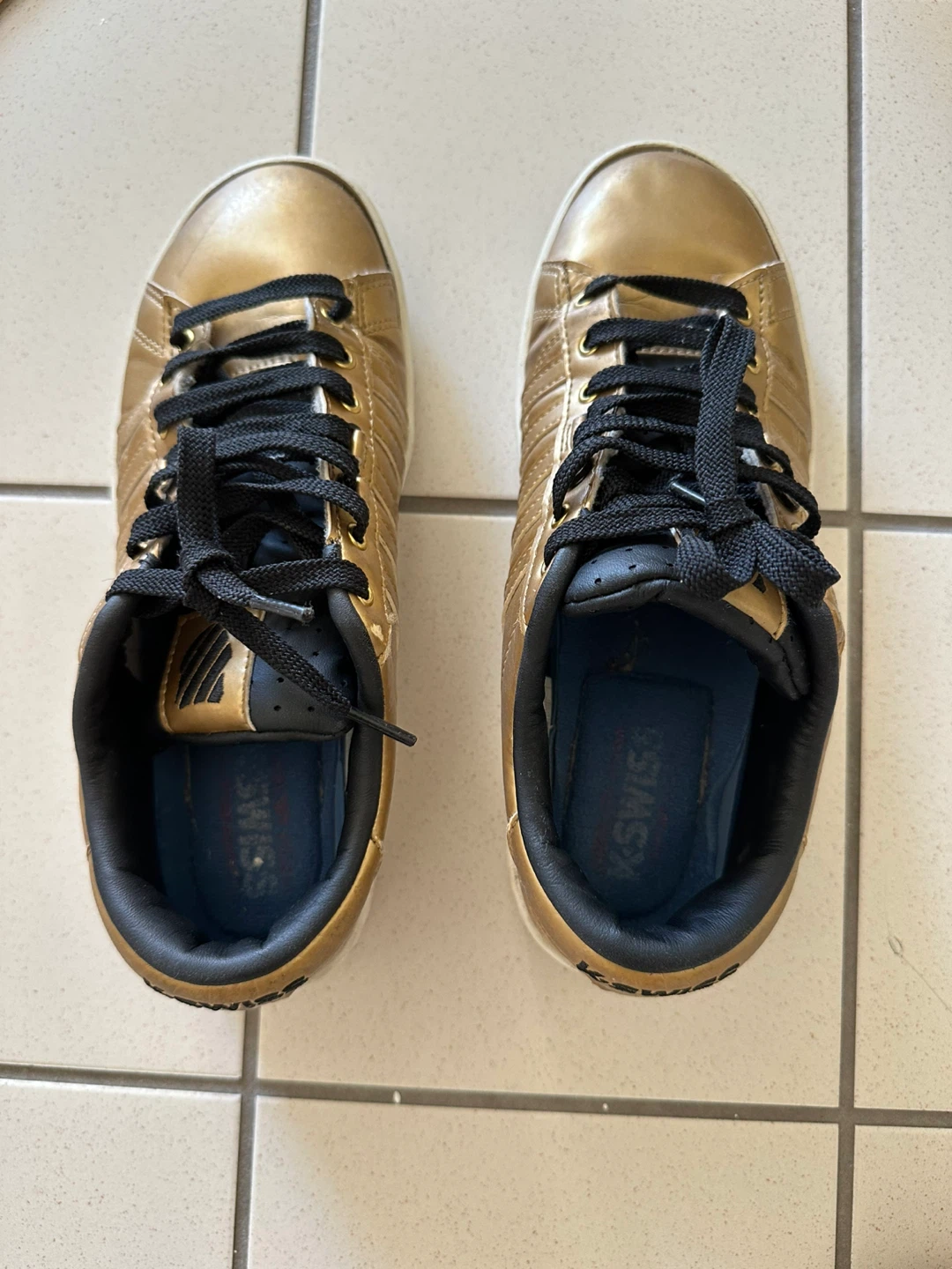 K-Swiss Gold Leather Sneakers ~ women’s size 8