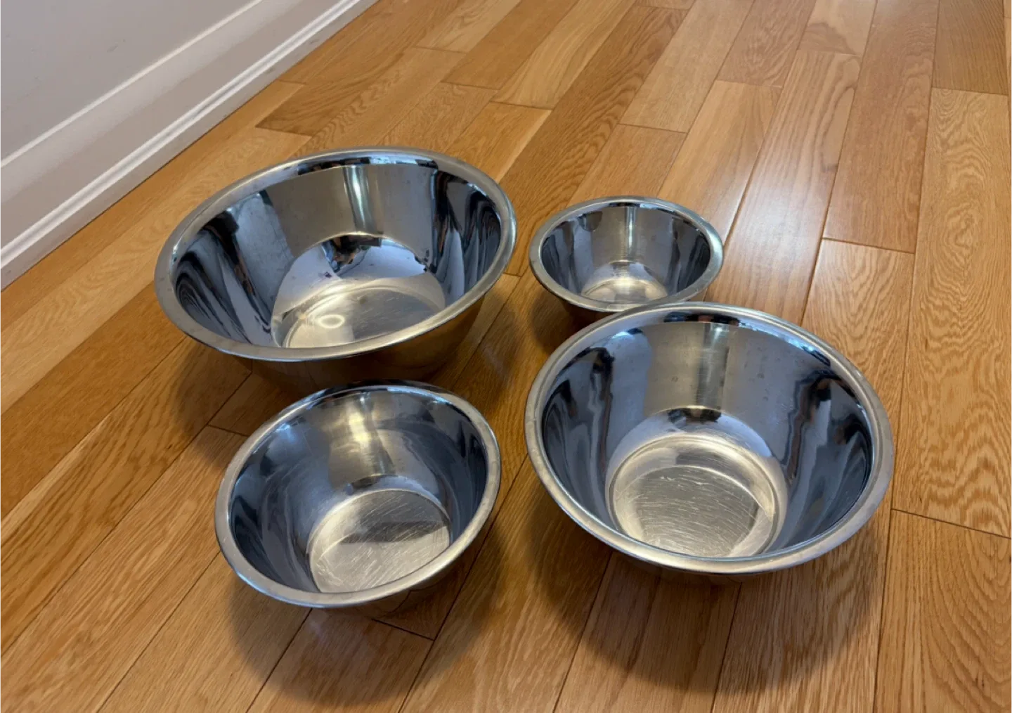 Stainless Steel Mixing Bowls - Set of 4 thumbnail