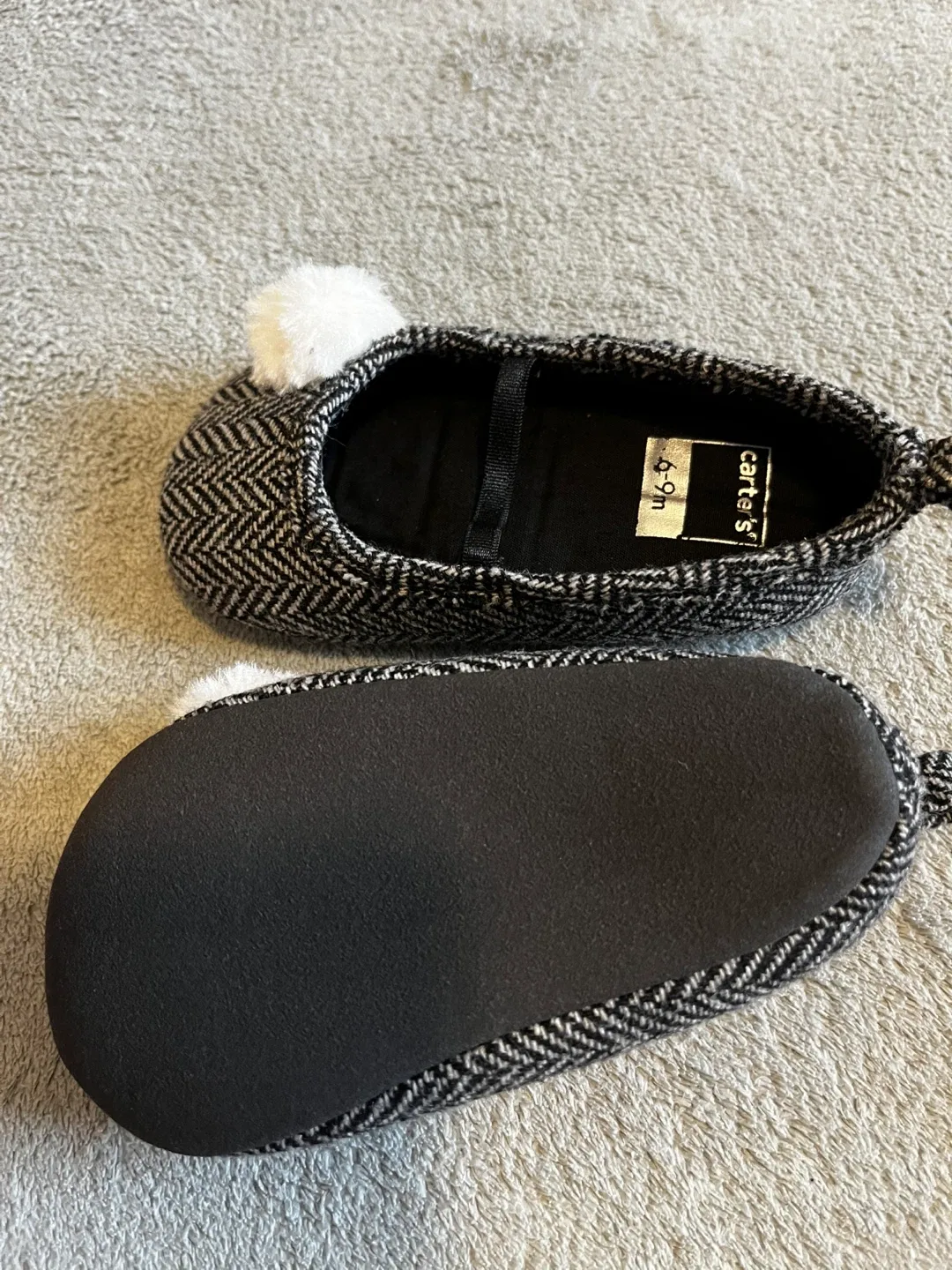 Carter's Baby Slippers 6-9m image indicator(2)