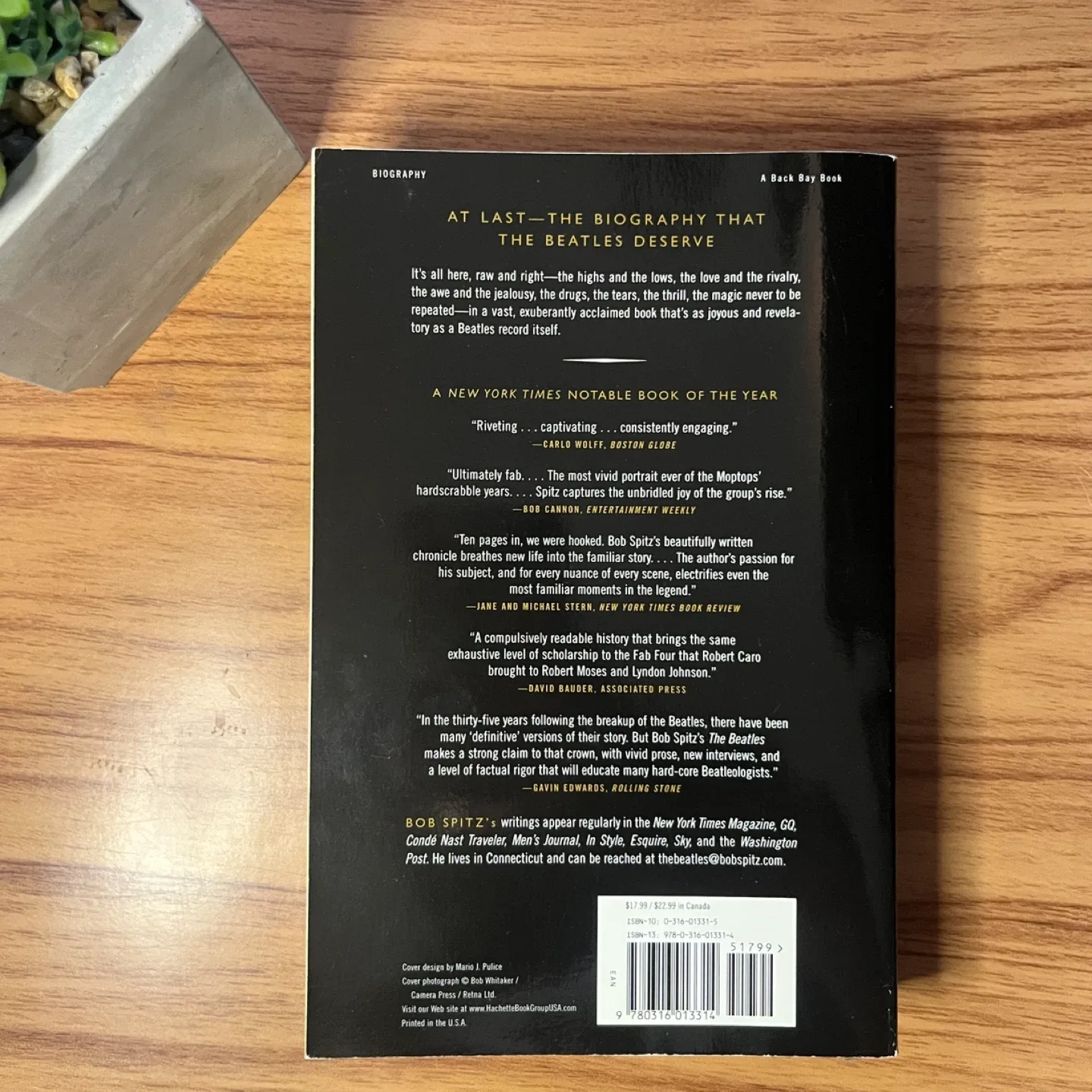 The Beatles Biography by Bob Spitz image indicator(2)