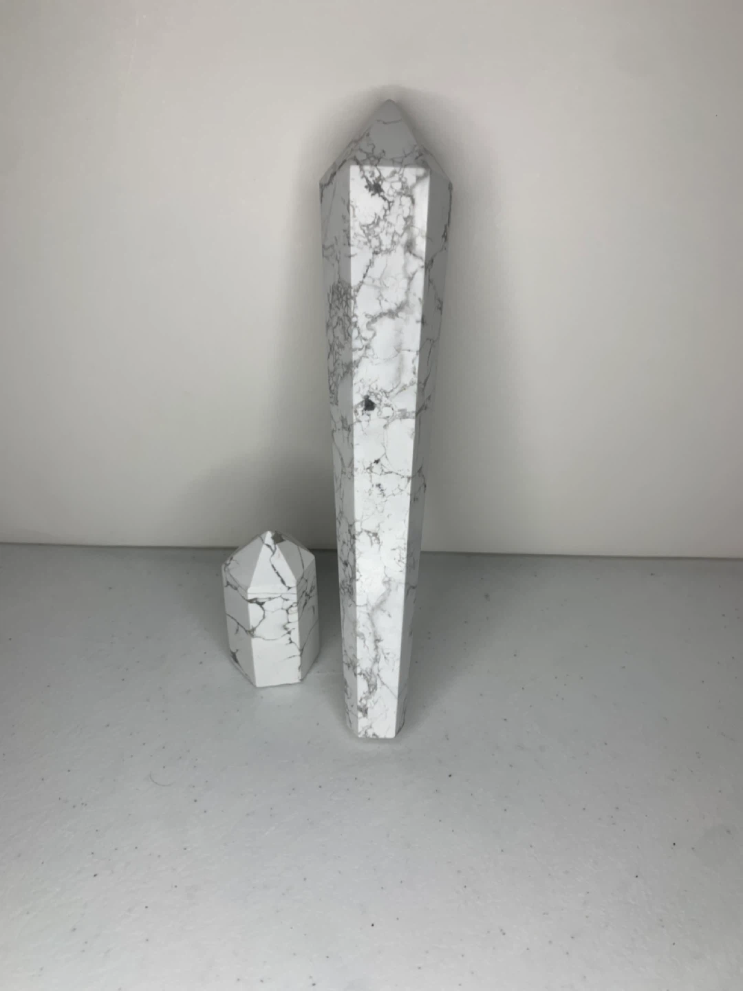 Howlite Crystal Point Tower Set