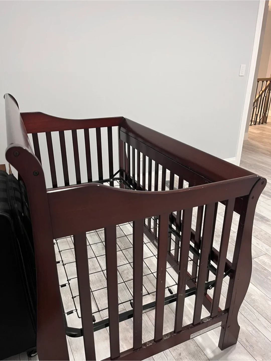 Convertible Mini Crib - Dark Wood image indicator(4)