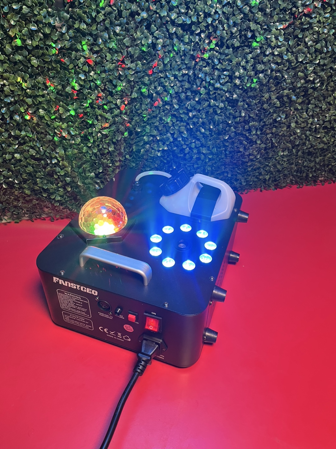 Fanstgeo Fog Machine with LED Light - photo 3