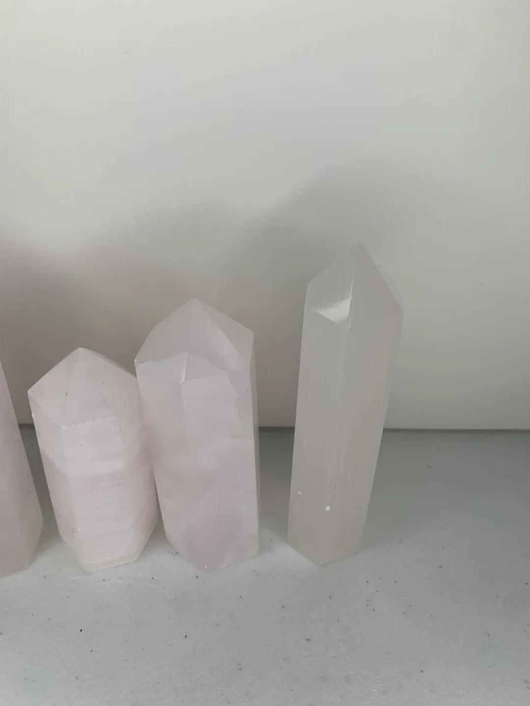 Pink calcite Crystal Towers - Set of 5 image indicator(2)
