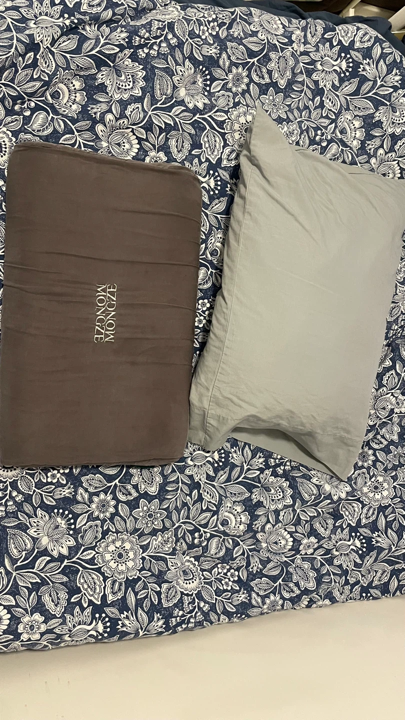 Duvet and cover, 2 pillows, 1 mattress cover - photo 2
