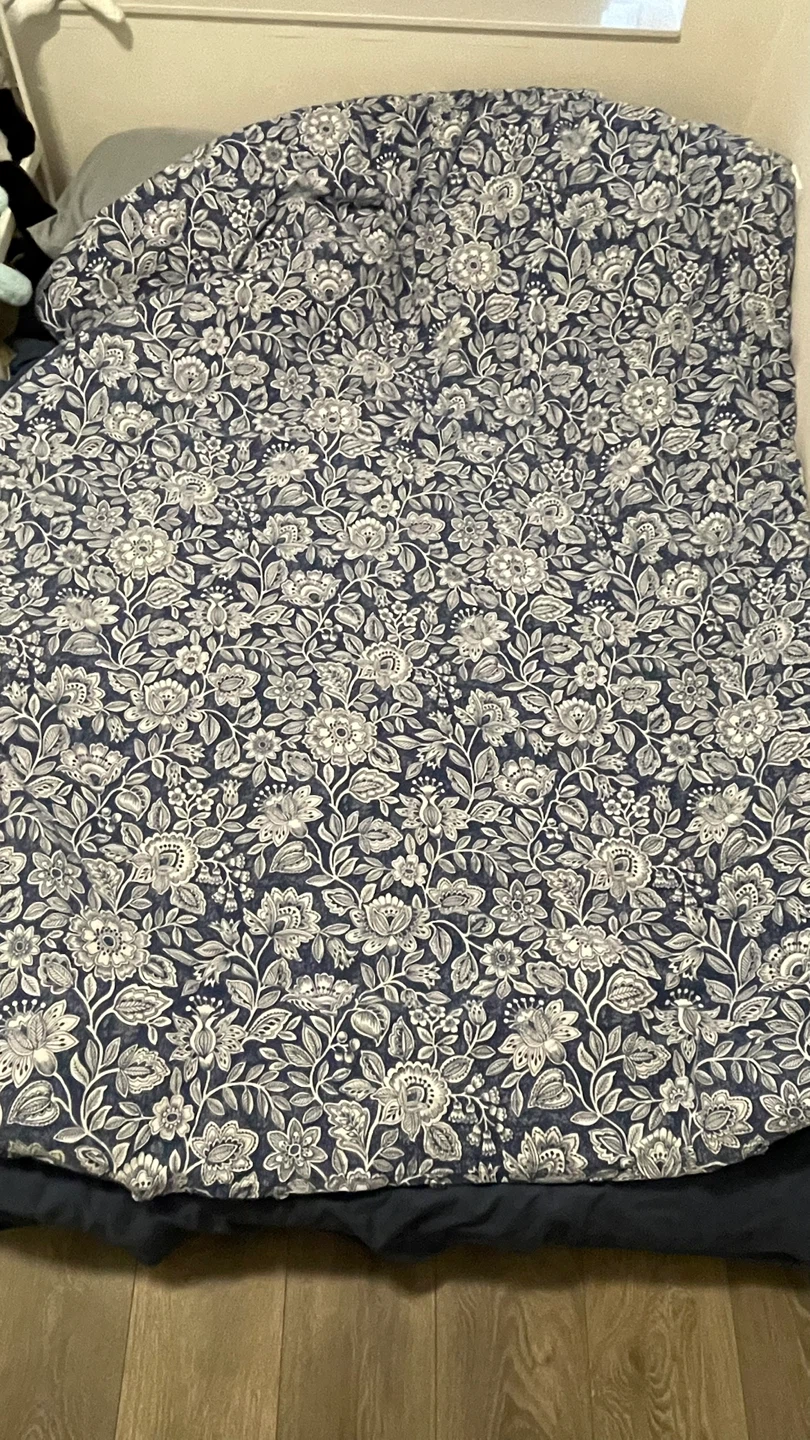 Duvet and cover, 2 pillows, 1 mattress cover