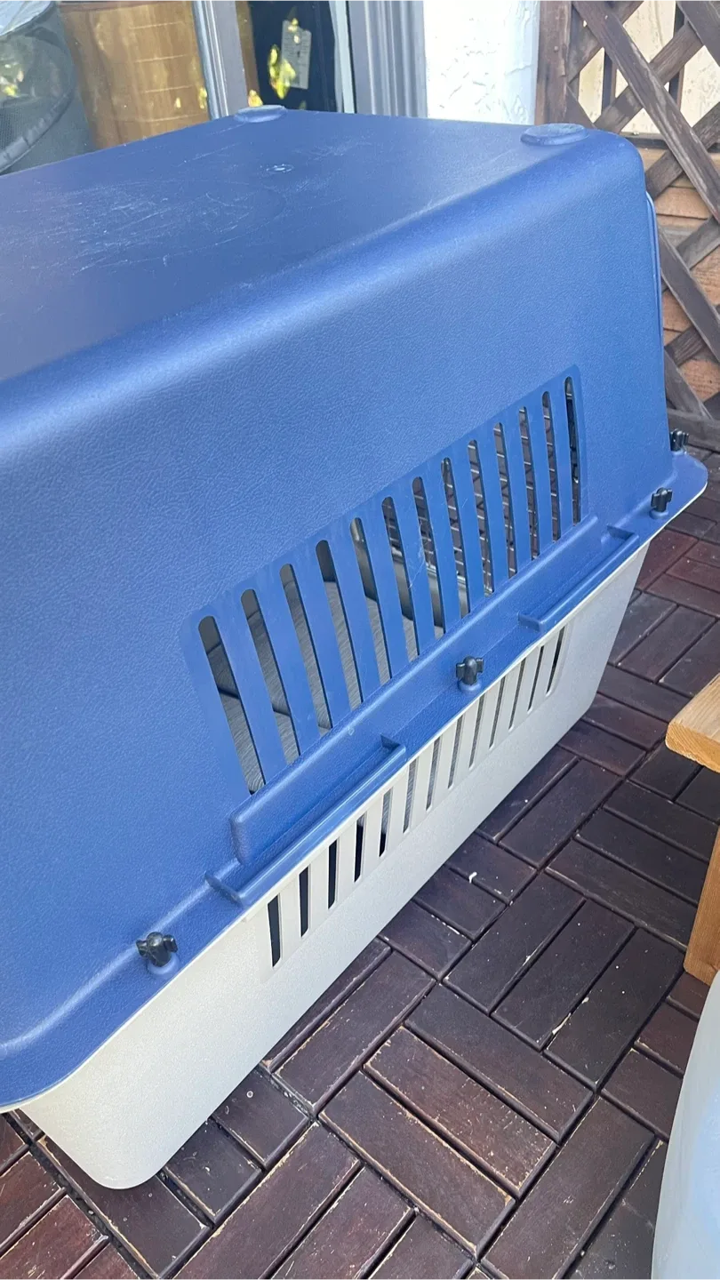 Blue & Gray Pet Carrier image indicator(3)