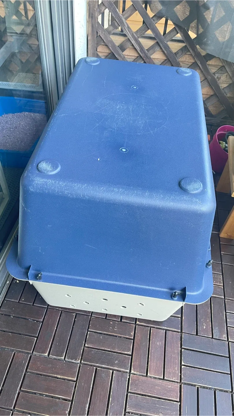 Blue & Gray Pet Carrier image indicator(2)