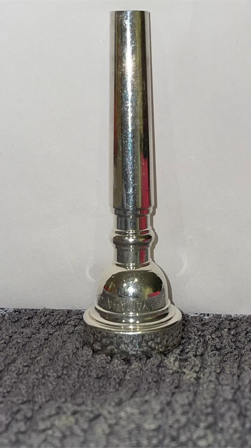 Yamaha 14C4 & Bach 7C Trumpet Mouthpieces image indicator(4)