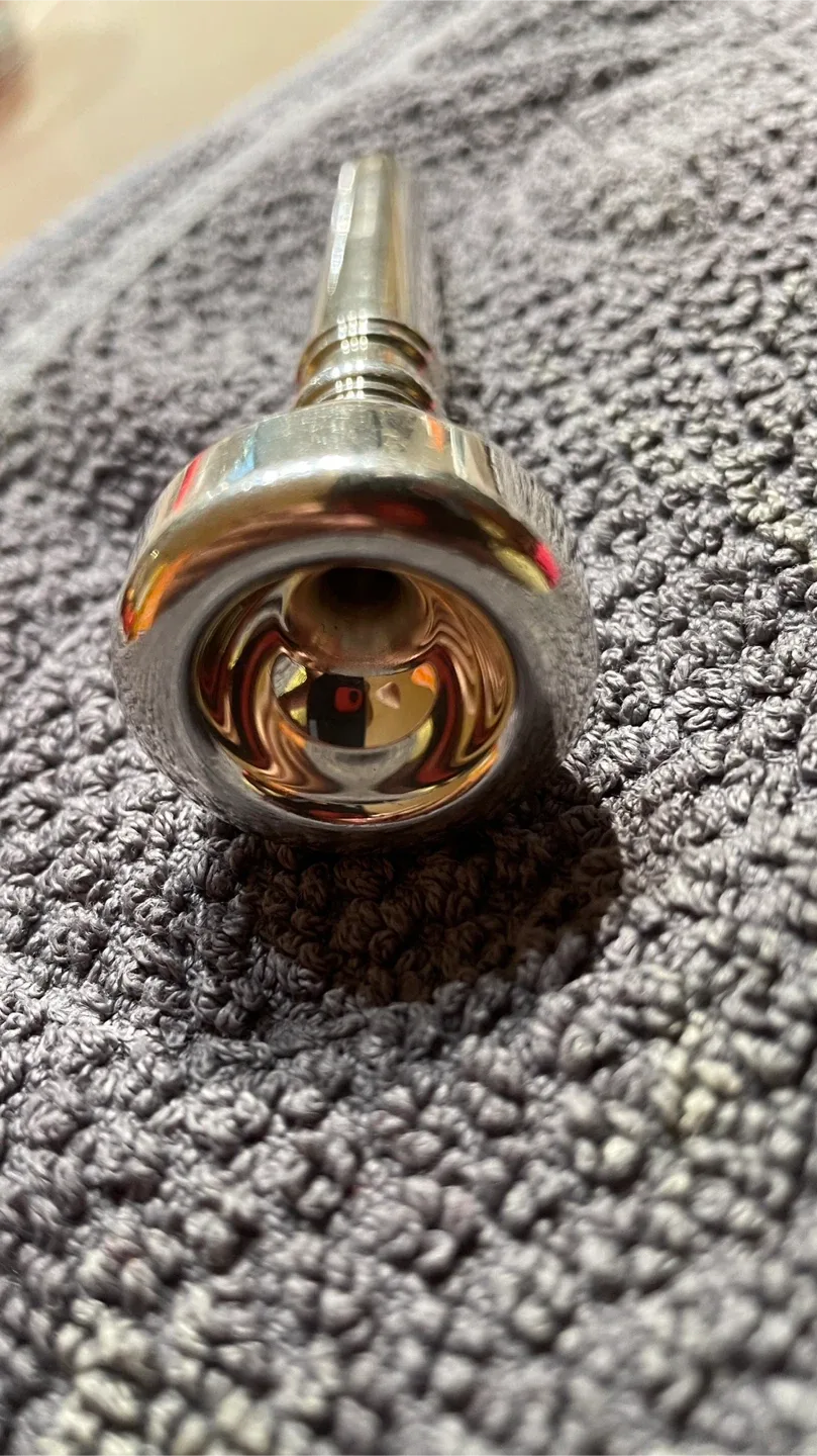 Yamaha 14C4 & Bach 7C Trumpet Mouthpieces image indicator(6)