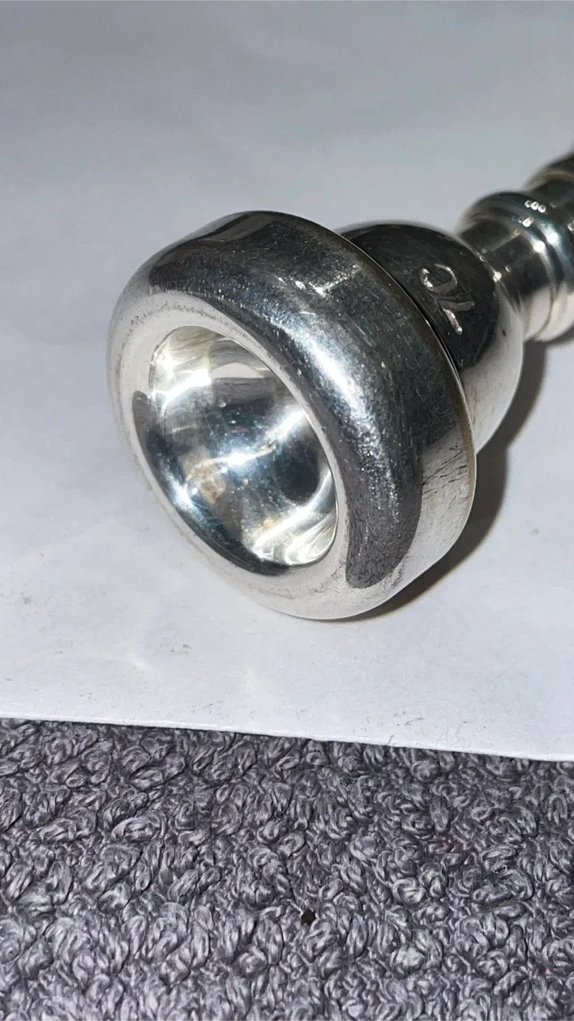 Yamaha 14C4 & Bach 7C Trumpet Mouthpieces image indicator(2)