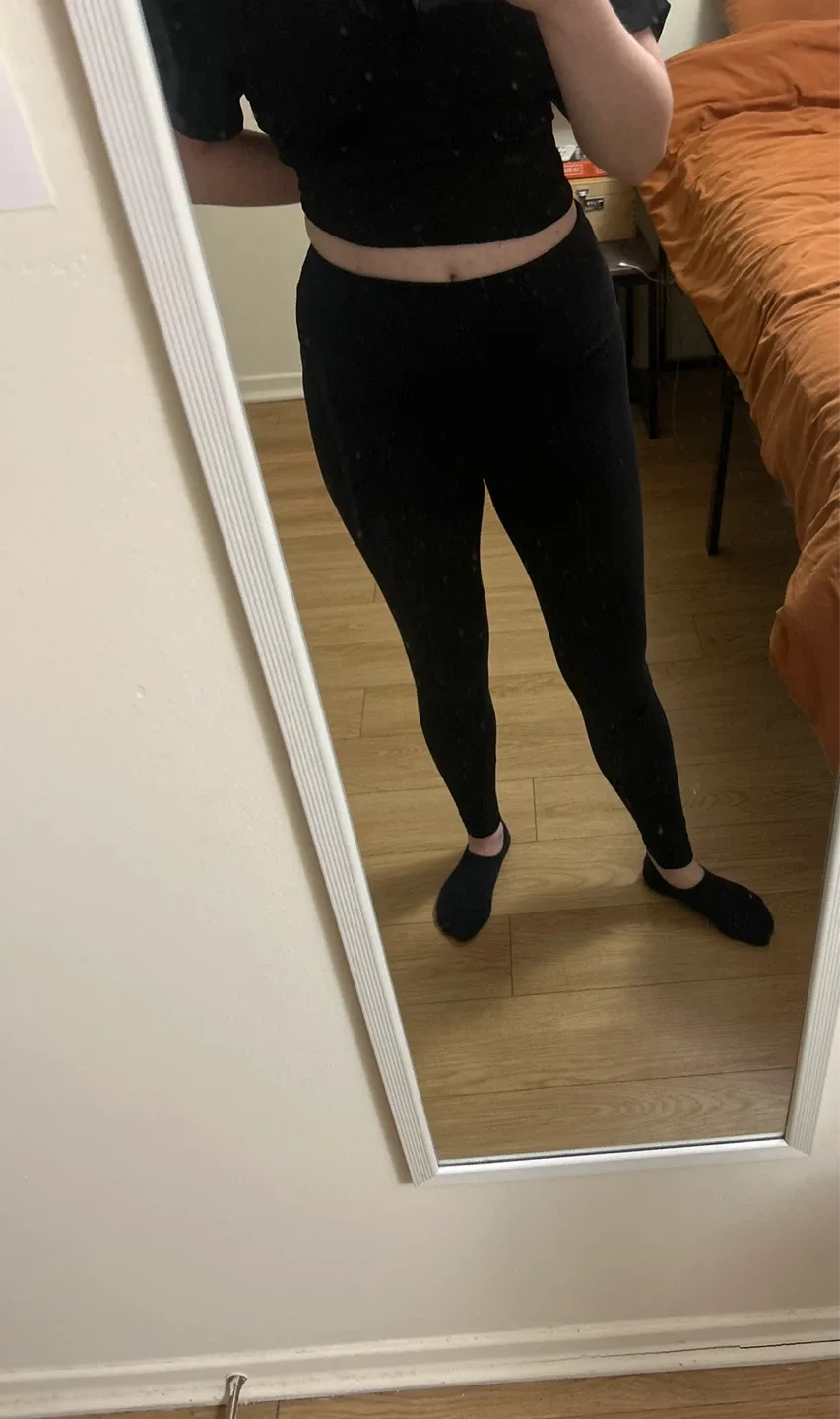 Garage Black Leggings Size S image indicator(2)