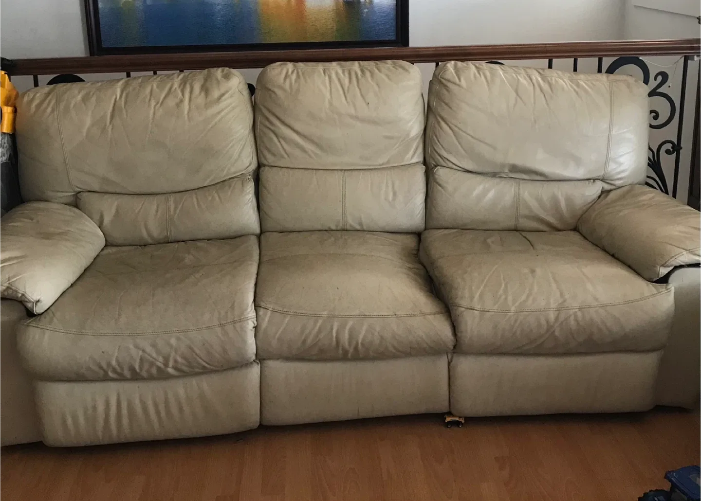 Freea sofa image indicator(3)