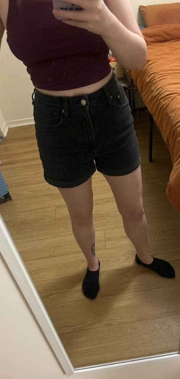Black Denim Mom Shorts - Size 6 thumbnail