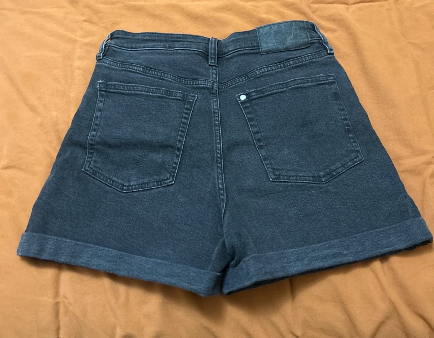 Black Denim Mom Shorts - Size 6 image indicator(3)