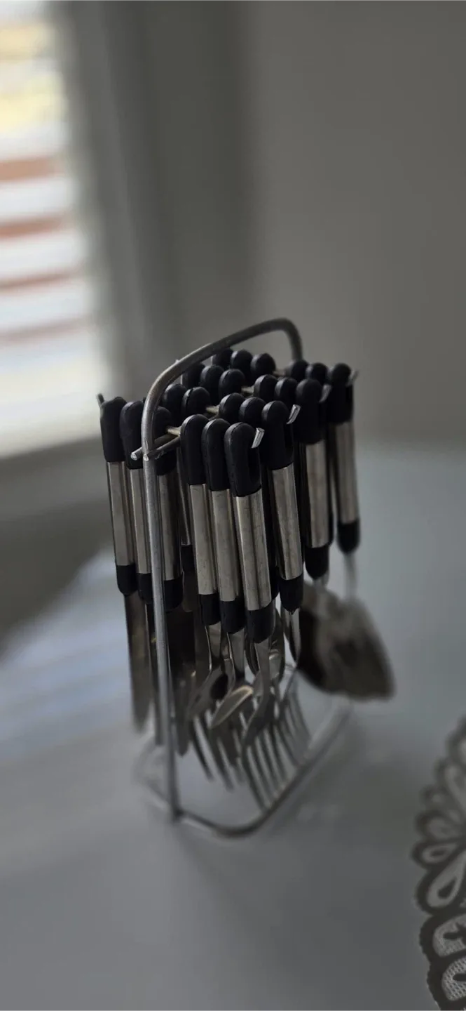 Cutlery Set with Stand thumbnail