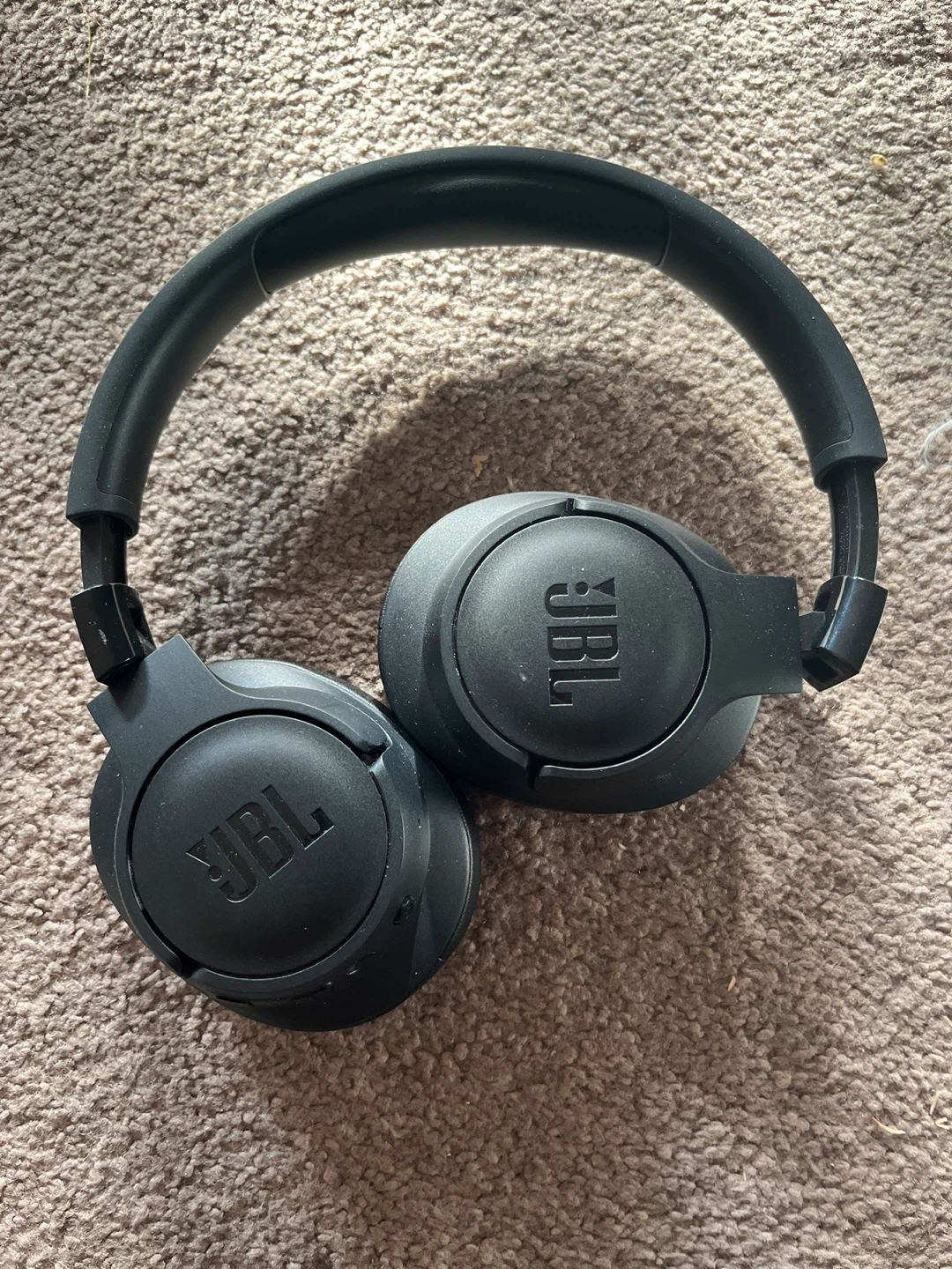 JBL Headphones - Black