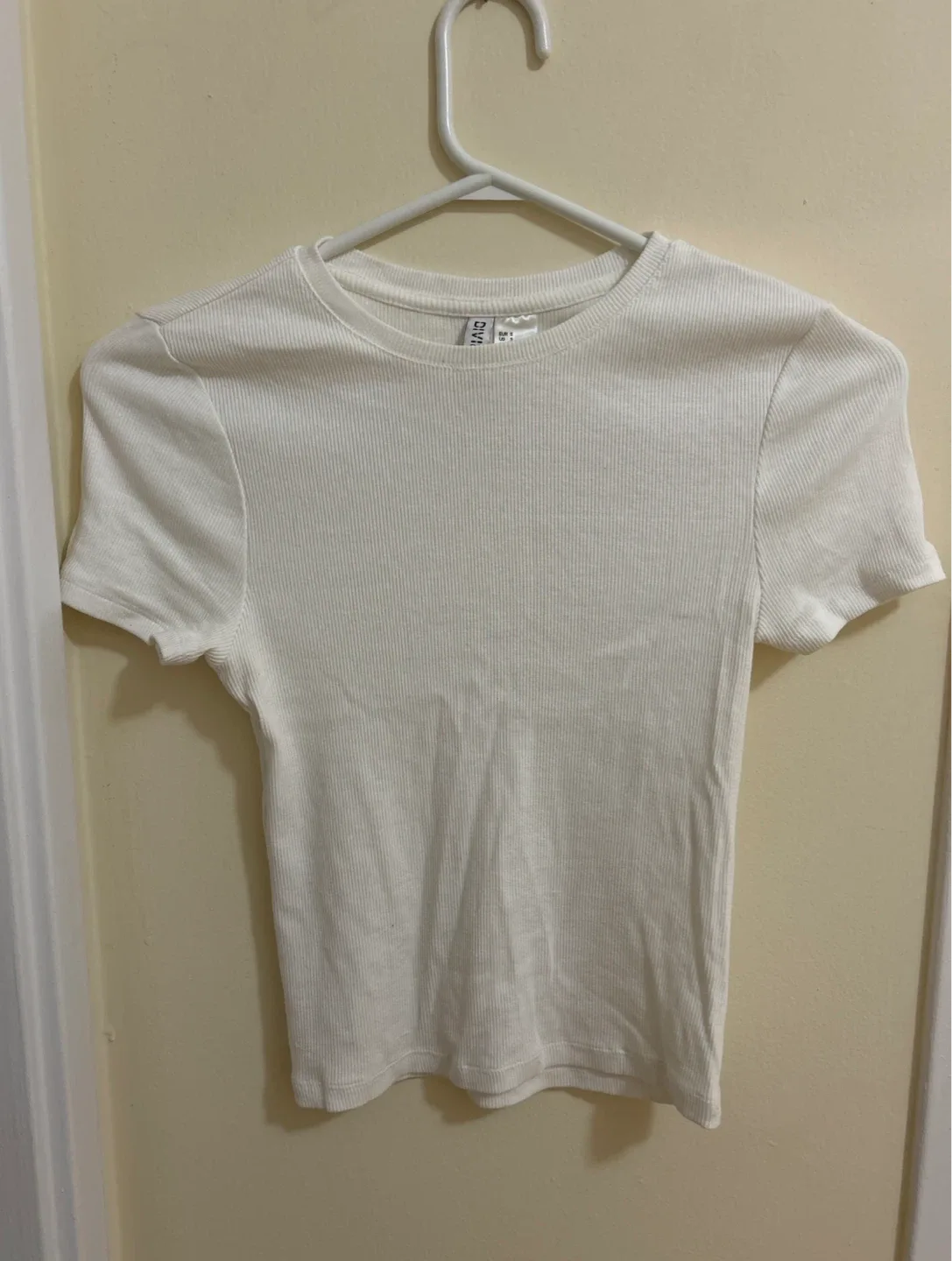 White Ribbed T-Shirt - Size S thumbnail