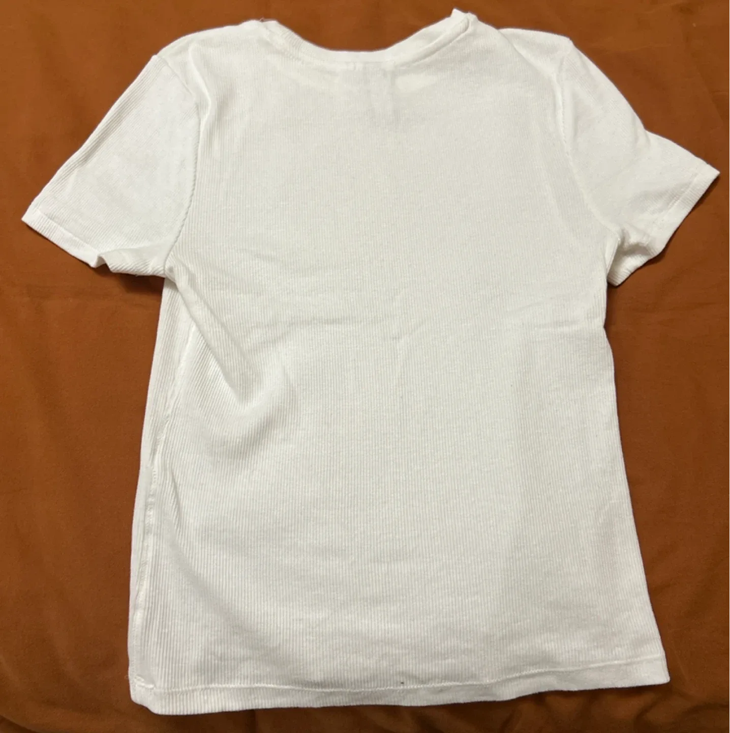 White Ribbed T-Shirt - Size S image indicator(4)