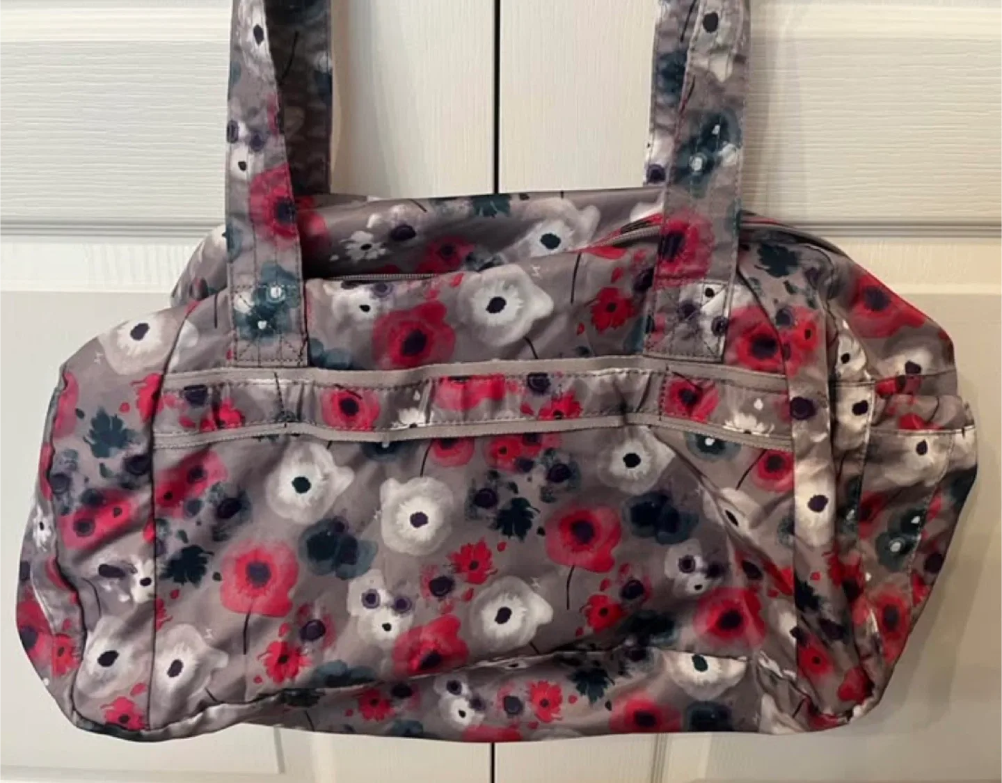 Lug Floral Print Carry-All Bag image indicator(5)