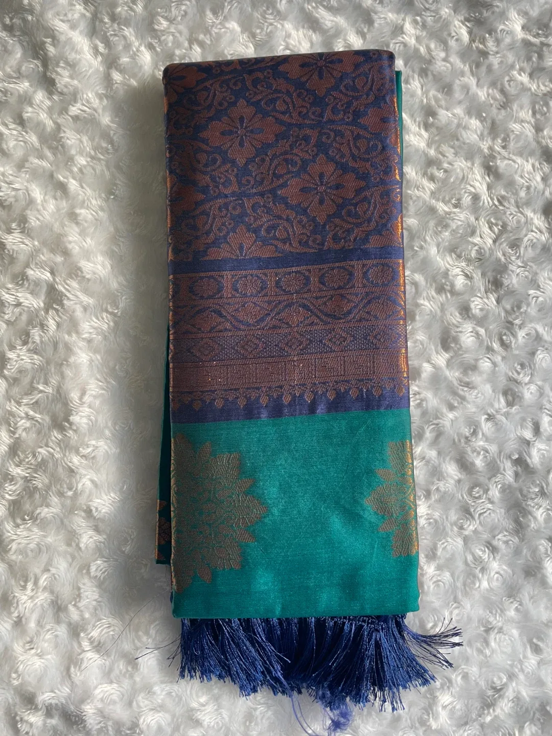 Silk Blend Saree - Green, Purple, Blue image indicator(3)
