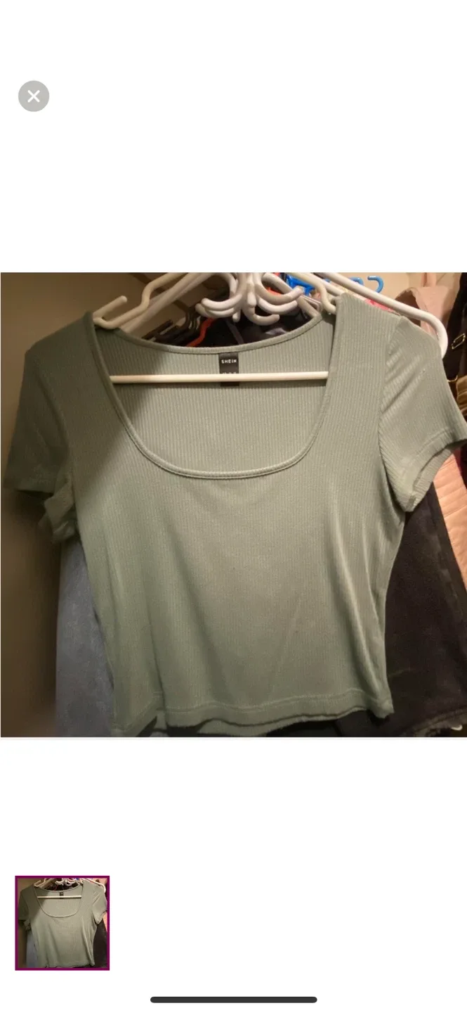 Shein Crop Top Bundle - Size Small image indicator(9)