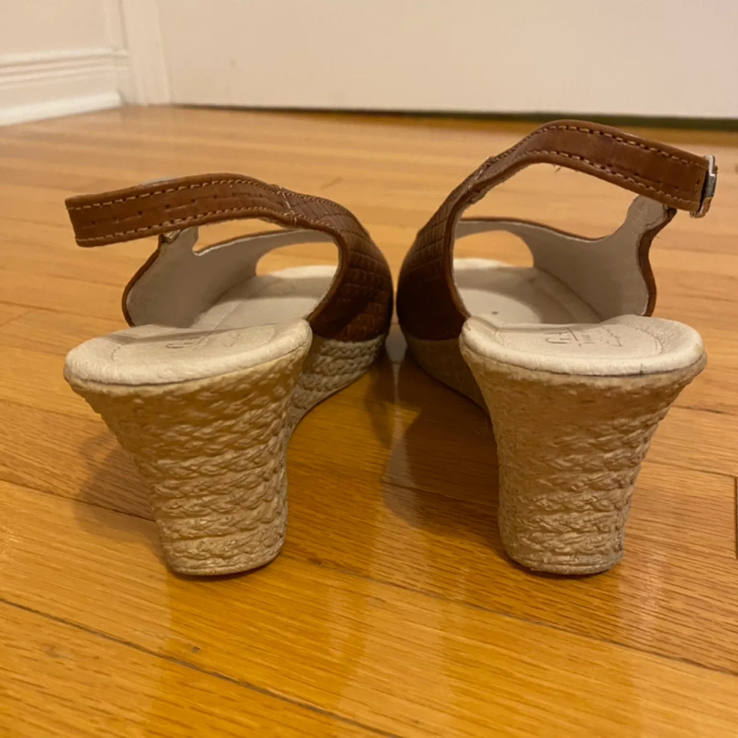 GAM Brown Woven Peep Toe Wedge Sandals image indicator(3)