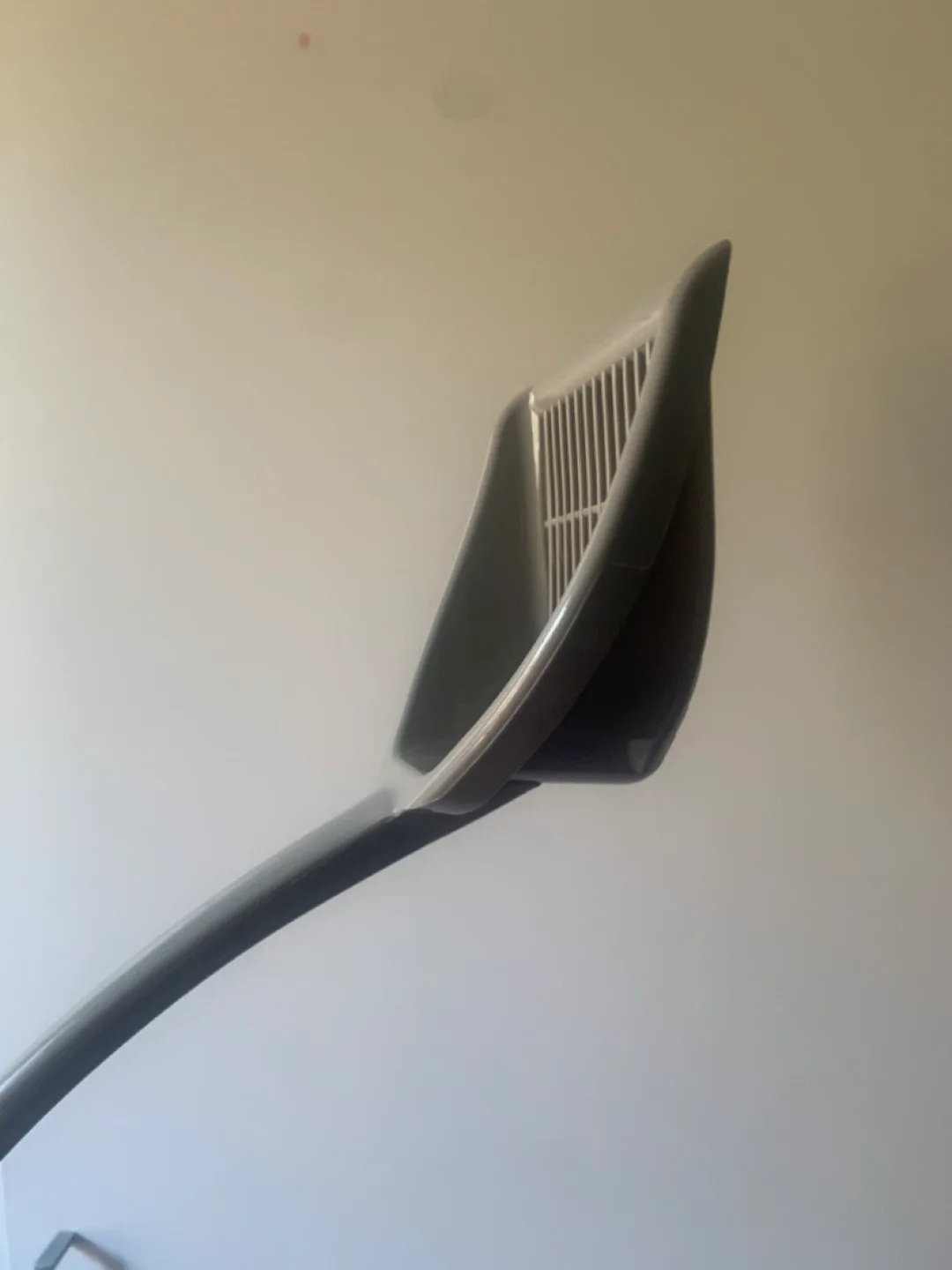 Grey Cat Litter Scoop image indicator(2)