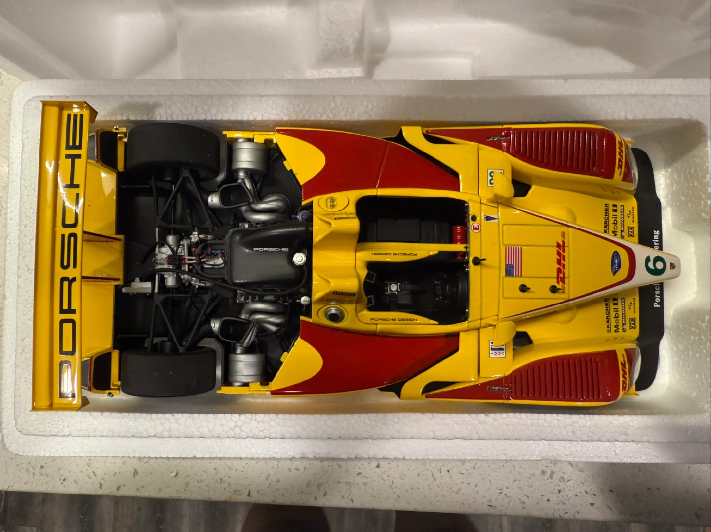 AUTOart 2007 ALMS Penske Motorsports Porsche RS Spyder EVO LMP2 - photo 5