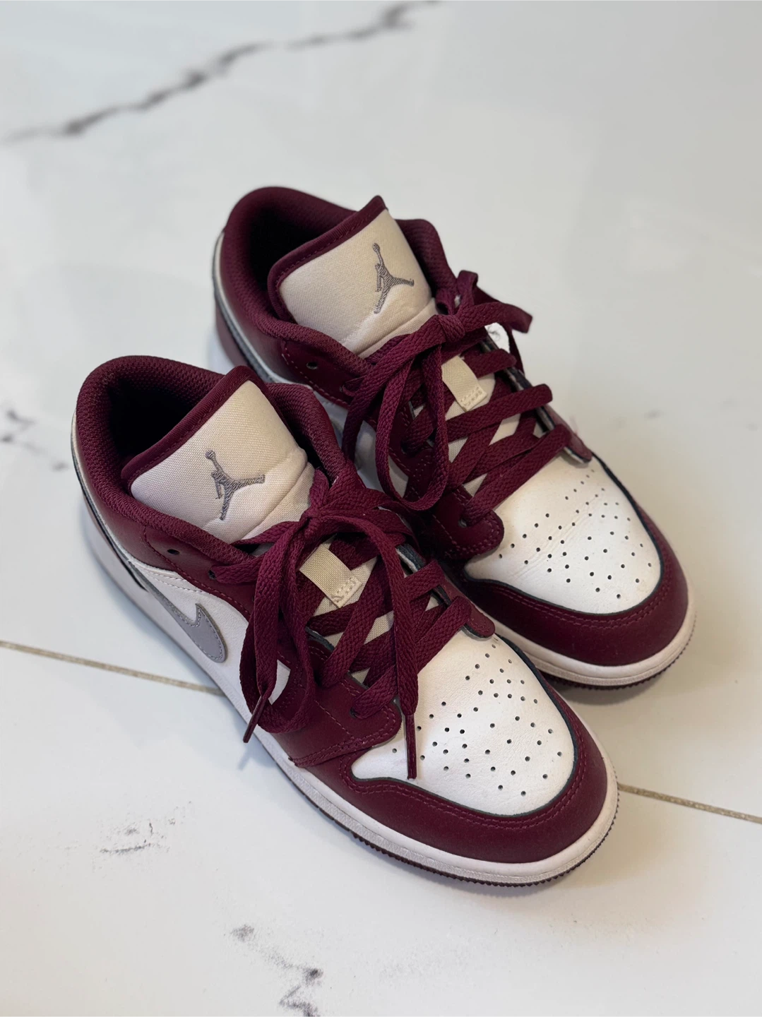 Air Jordan 1 Low Bordeaux/White Shoes size 4Y-size 5.5 for women