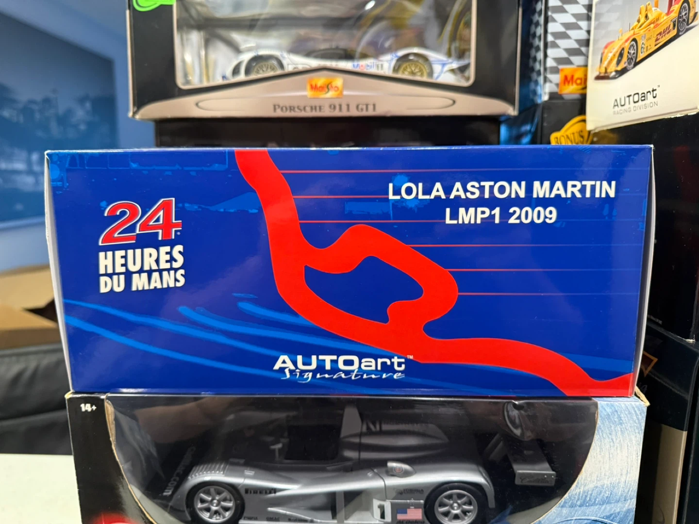 Autoart Lola Aston Martin LMP1 2009 Le Mans 24 Hours