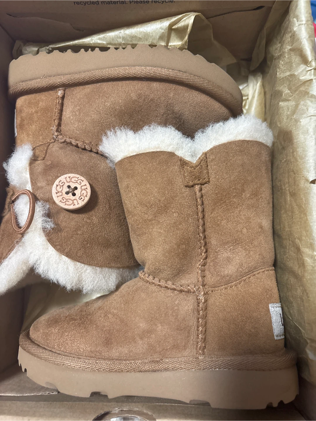 UGG T Bailey Button II Boots - Size 7