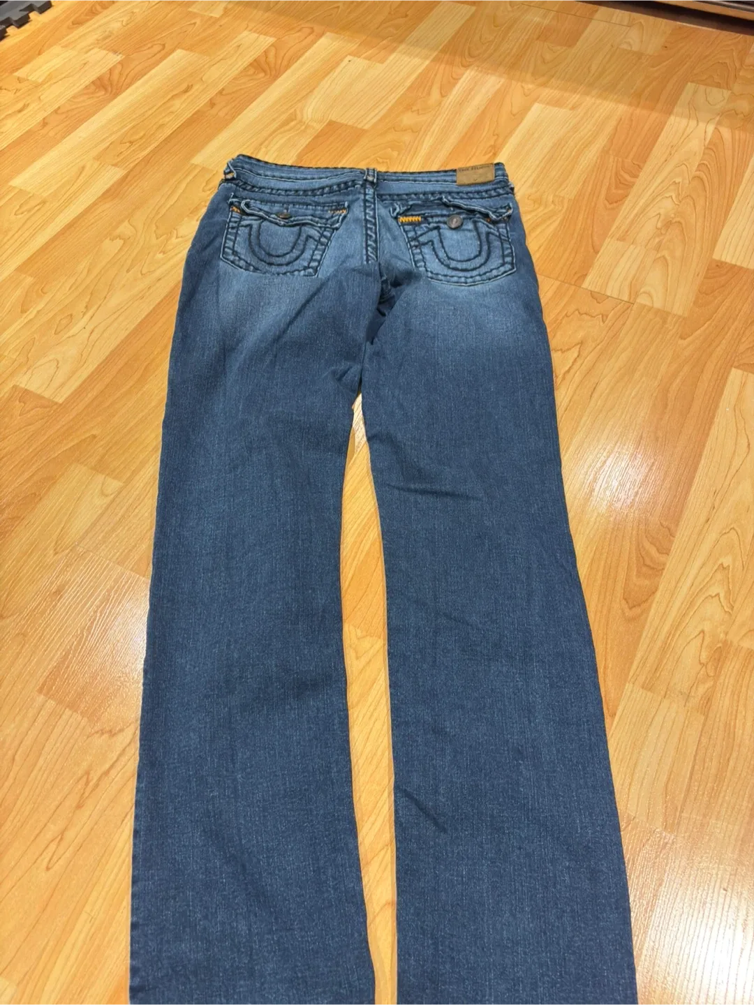 True Religion Geno Jeans - Size 26 image indicator(4)