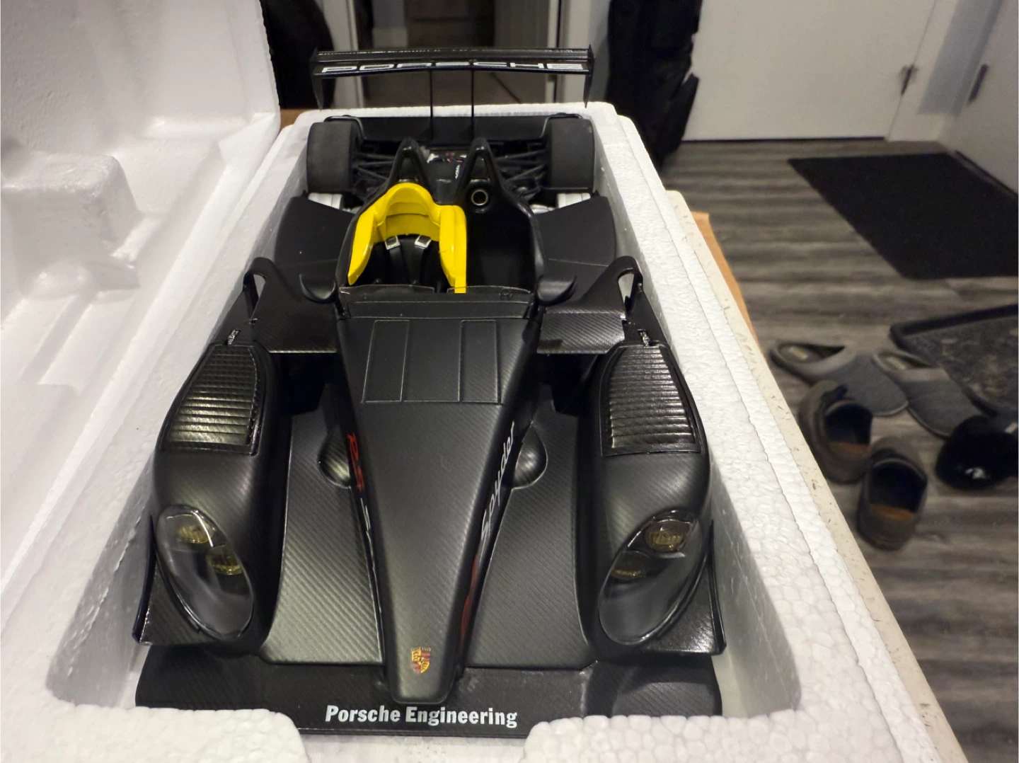 AUTOart Porsche RS Spyder EVO LMP2 (Test Car) - photo 3