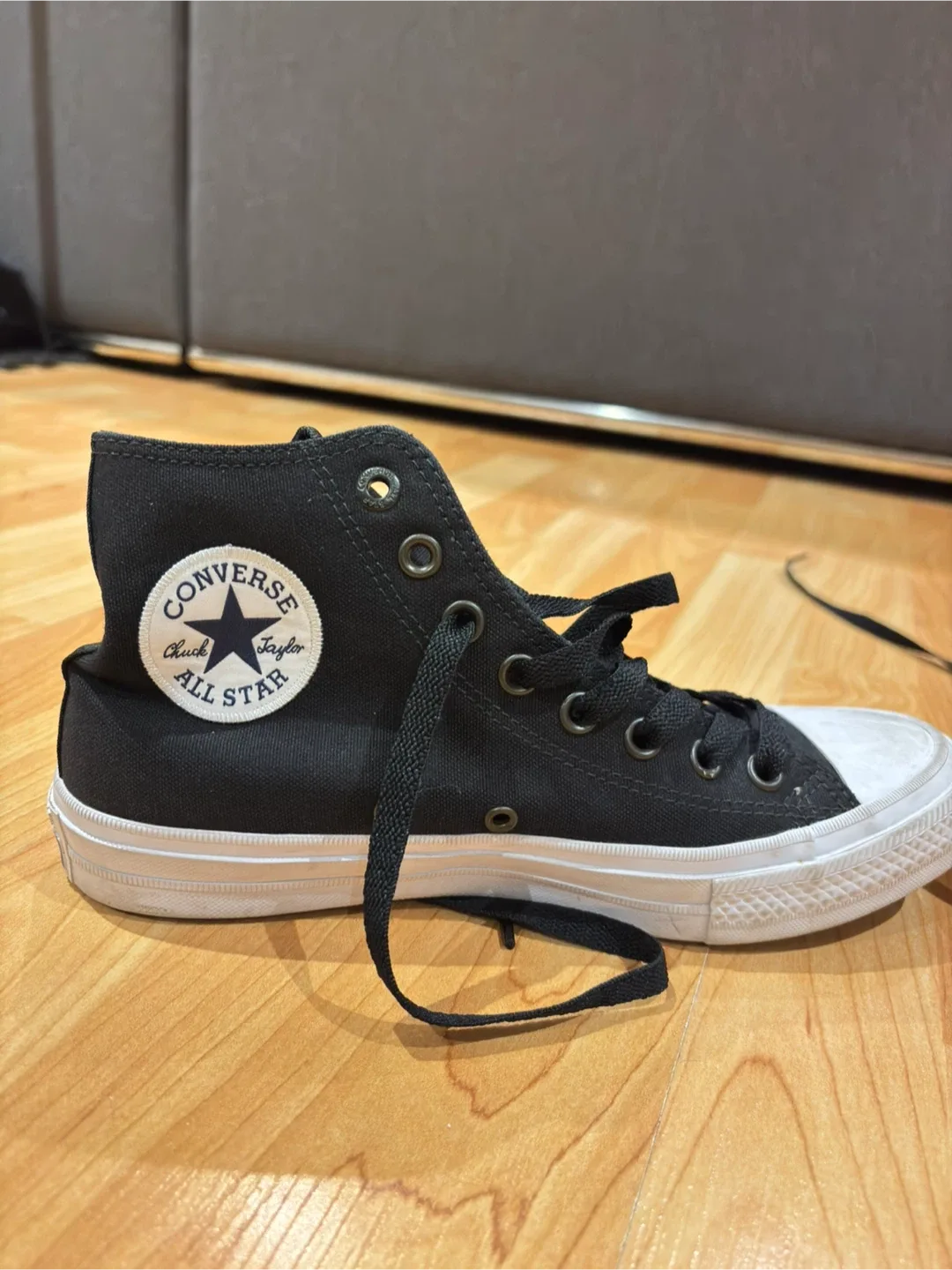 Converse Chuck Taylor All Star High Top - Size 7 image indicator(3)
