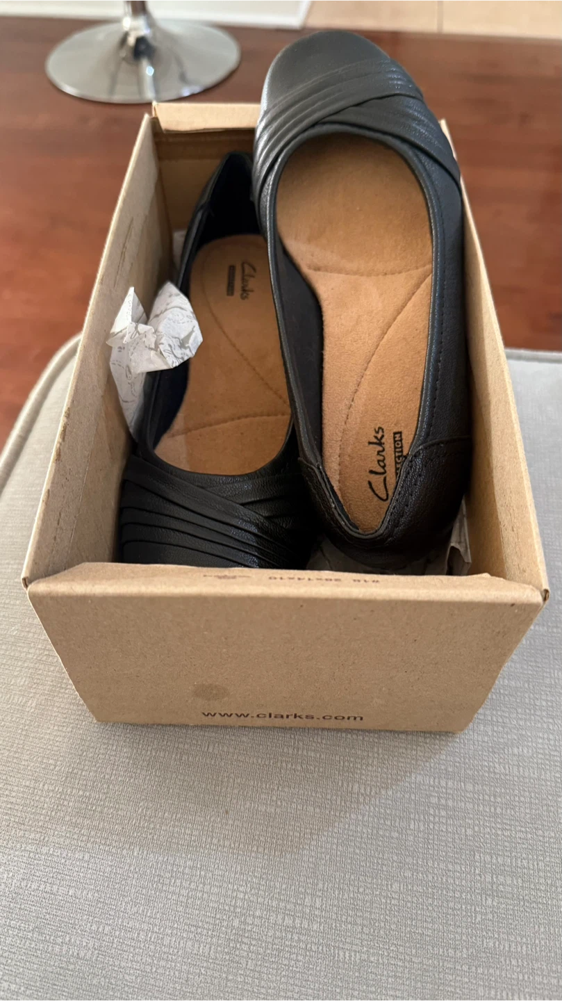 Clarks Propose Pixie Black Leather Flats - Size 6.5 - photo 5
