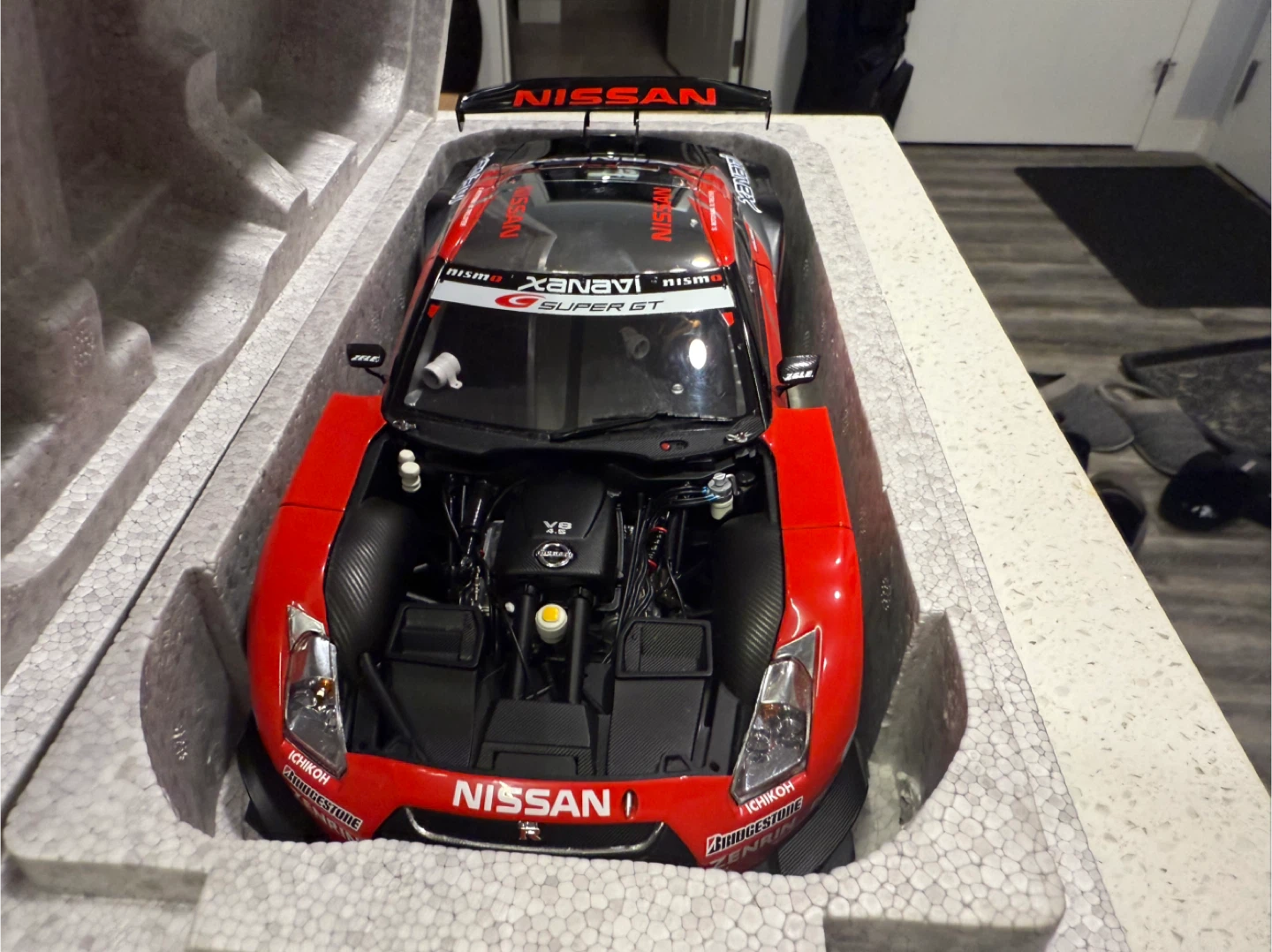 AUTOart Xanavi Nismo GTR 2008 Super GT Champion - photo 3