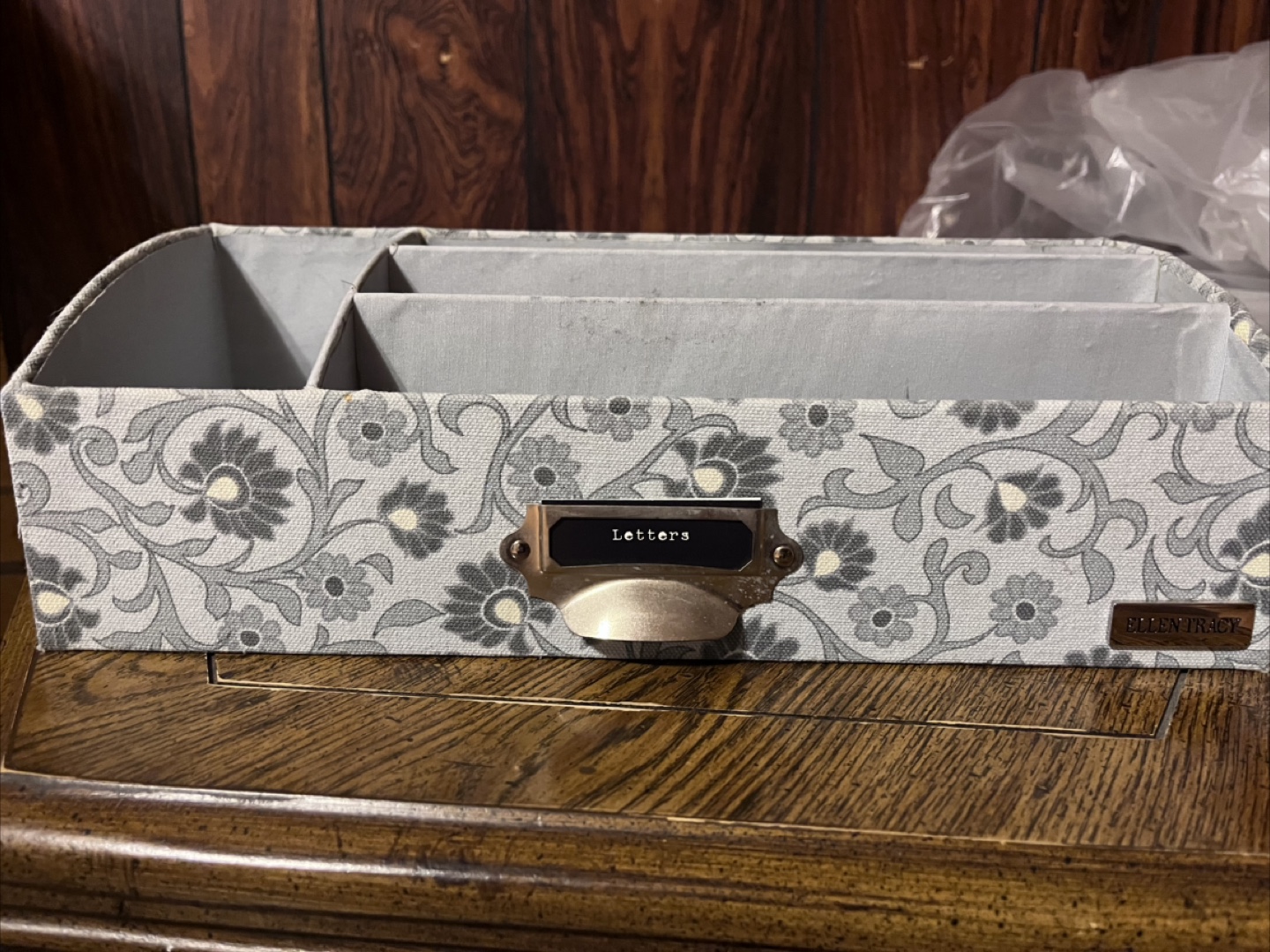 Ellen Tracy Letter Organizer